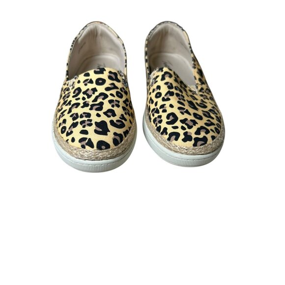 Trotters Accent Shoes Sneakers Leopard Leather Women's Size 9.5 Slip On - Picture 3 of 11